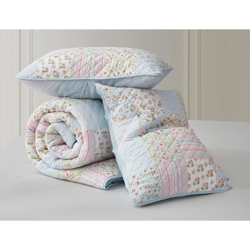 Chezmoi Collection Holly Blue Pink Ivory Red Green Standard Cotton Reversible Quilt Set Reviews Wayfair